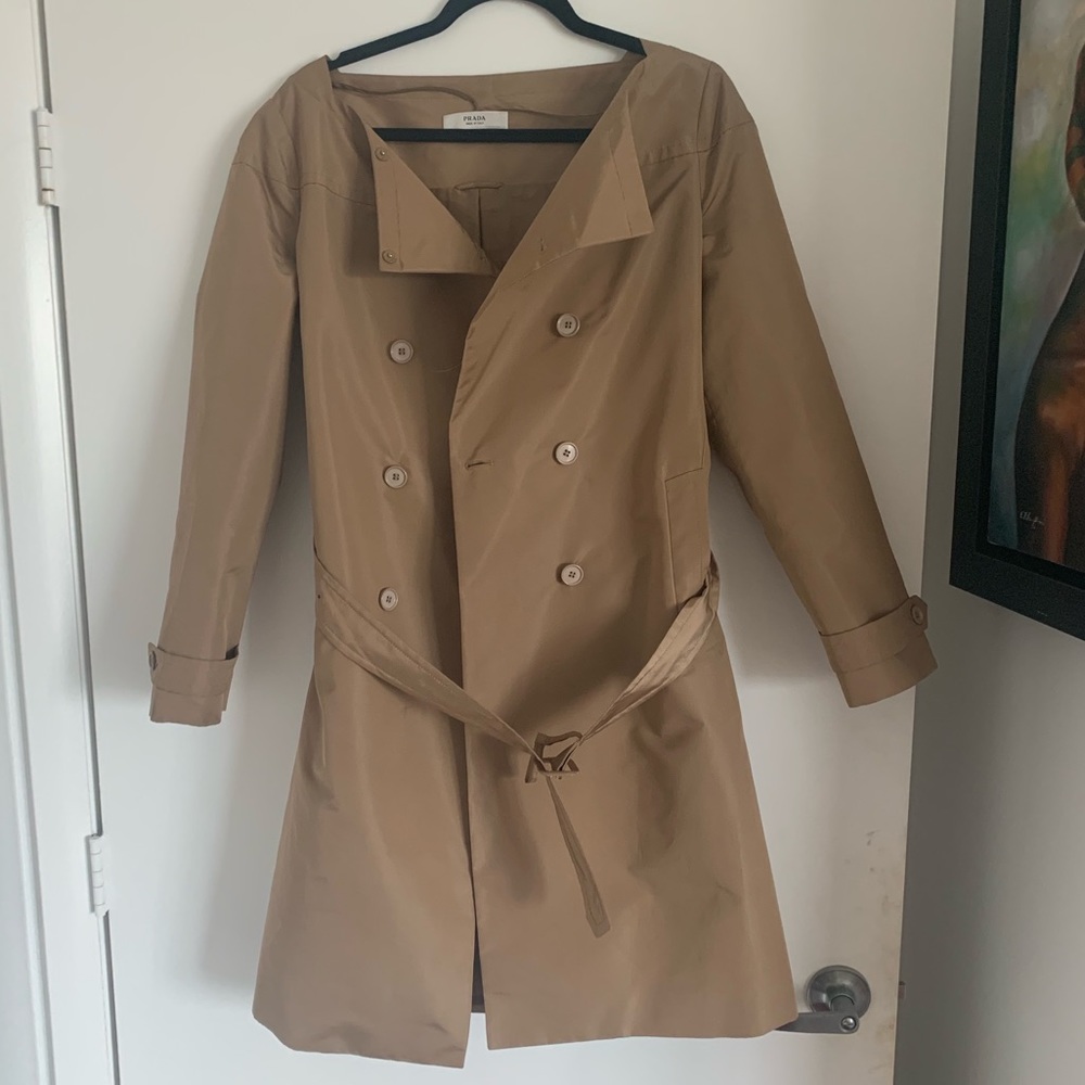 Prada tan trench wind coat size 42IT / Sm-Med